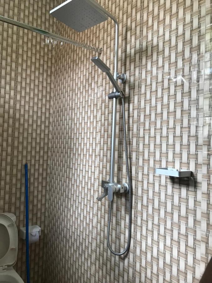 L&J Modern Backpackers Kinondoni Bed and Breakfast Dar es Salaam Eksteriør billede