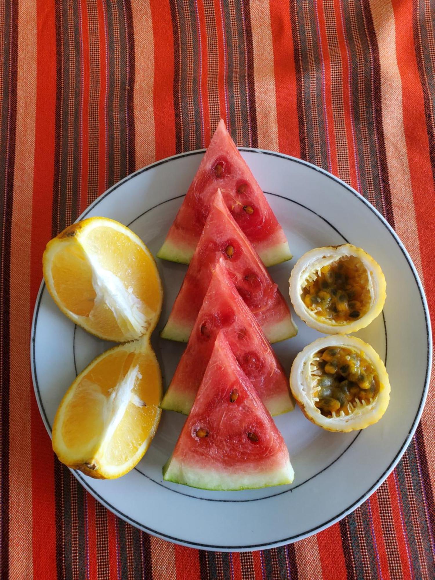 L&J Modern Backpackers Kinondoni Bed and Breakfast Dar es Salaam Eksteriør billede